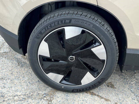 2026 Volvo EX30 Twin Plus