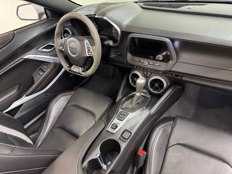 2023 Chevrolet Camaro LT