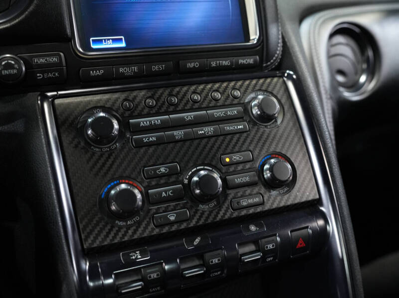 2015 Nissan GT-R Premium