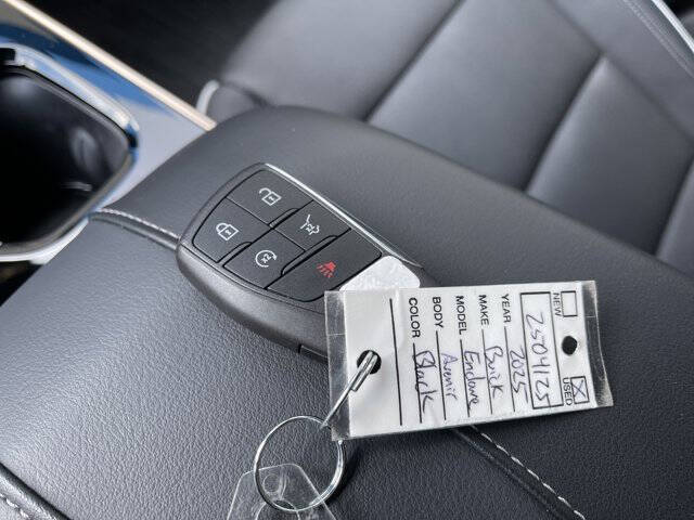 2025 Buick Enclave Avenir