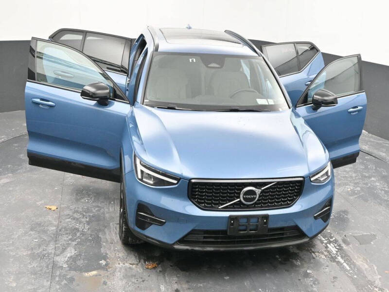 2024 Volvo XC40