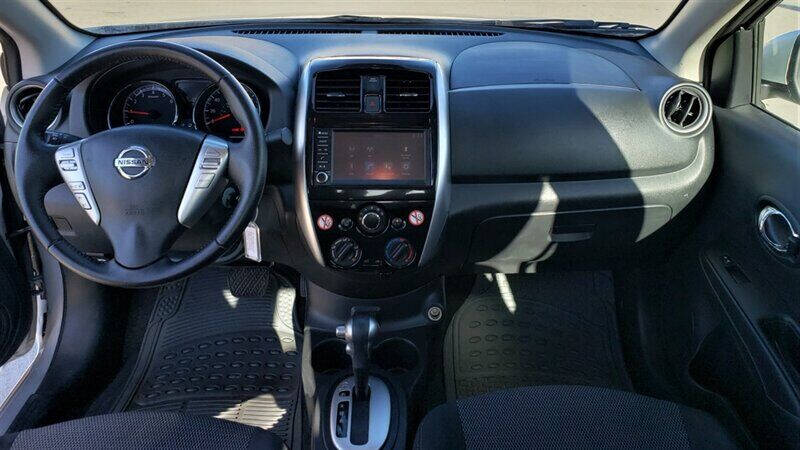 2018 Nissan Versa