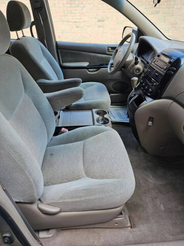 2005 Toyota Sienna CE 7 Passenger