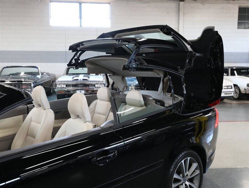 2011 Volvo C70 T5