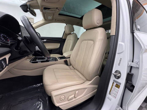 2022 Audi Q5 quattro S line Premium 45 TFSI
