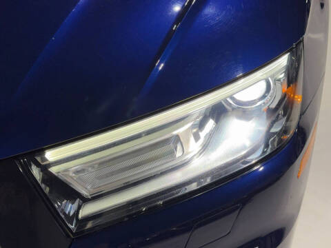 2020 Audi Q5 quattro Titanium Premium 45 TFSI