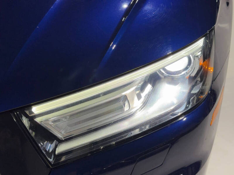 2020 Audi Q5 quattro Titanium Premium 45 TFSI