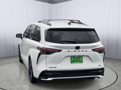 2025 Toyota Sienna XSE 7-Passenger