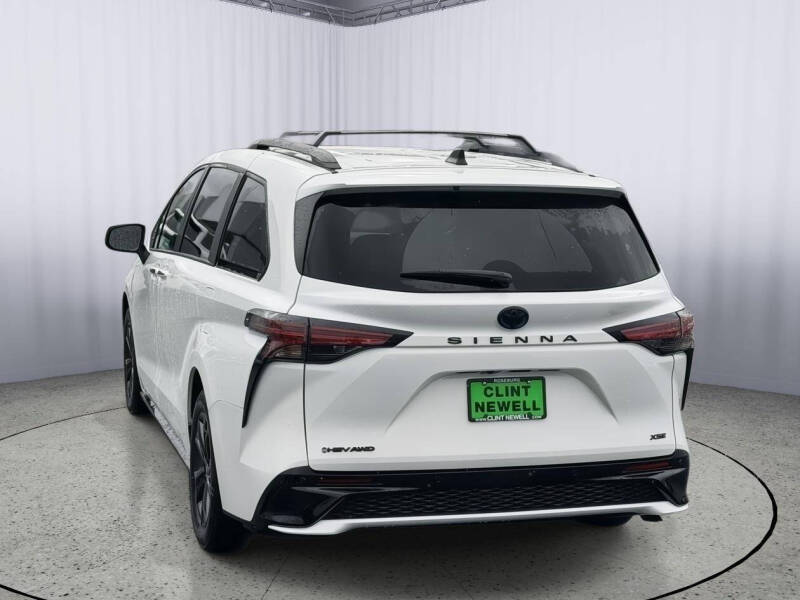 2025 Toyota Sienna XSE 7-Passenger