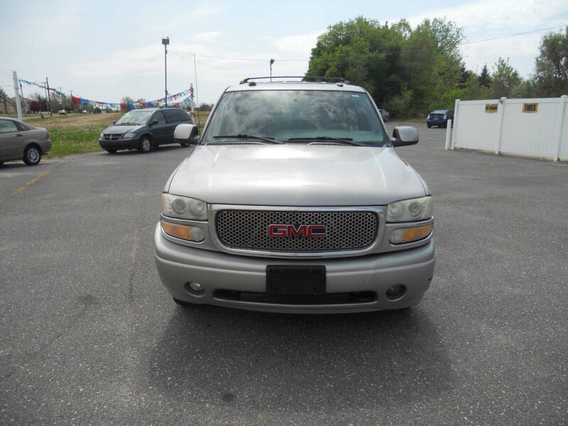 2004 GMC Yukon Denali