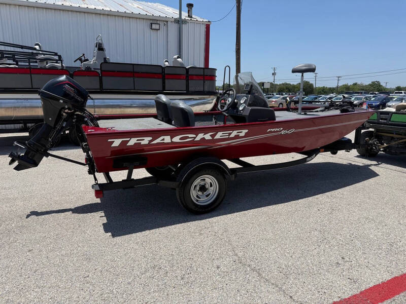 2019 Tracker Pro 160