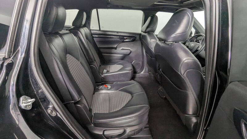 2021 Toyota Highlander XSE