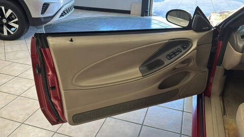 2002 Ford Mustang GT Deluxe