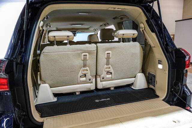 2018 Lexus LX 570 Three-Row