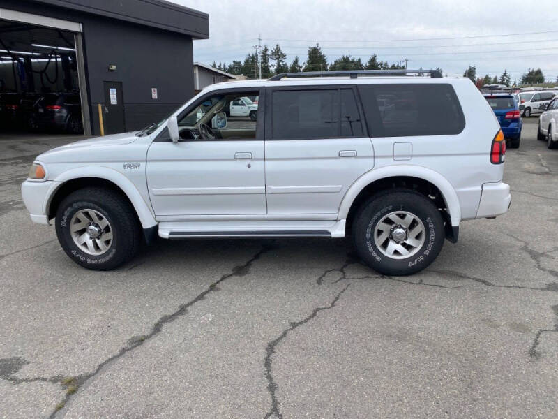 2002 Mitsubishi Montero Sport LTD