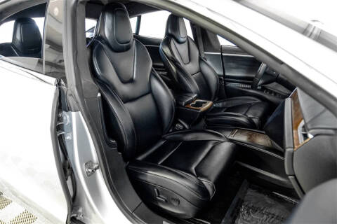 2017 Tesla Model S 75D