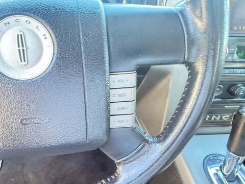 2008 Lincoln Mark LT