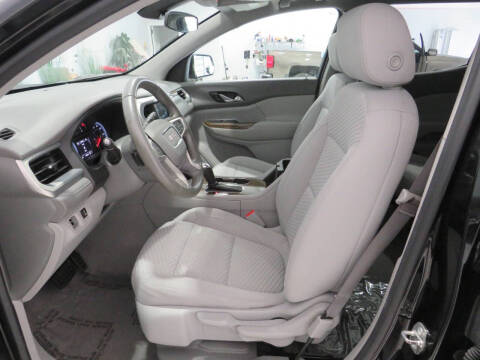 2017 GMC Acadia SLE-1