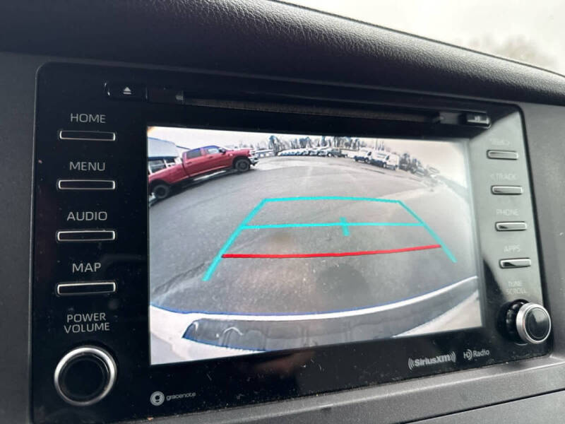 2018 Toyota Sienna XLE 7-Passenger Auto Access Seat