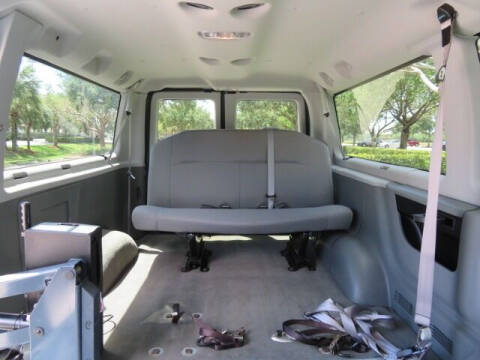 2013 Ford E-Series E-150 XLT