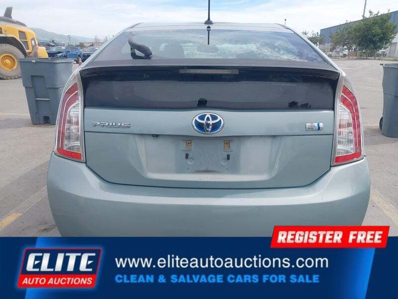 GREEN 2012 Toyota Prius Four Four 4dr Hatchback 32