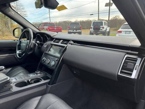 2020 Land Rover Discovery SE