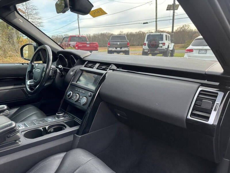 2020 Land Rover Discovery SE