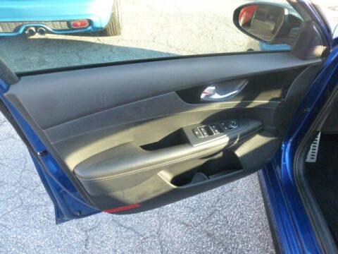 2021 Kia Forte GT Line