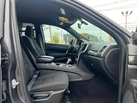 2021 Jeep Grand Cherokee Laredo E