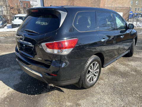 2014 Nissan Pathfinder SV