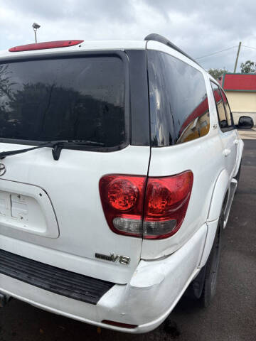 2006 Toyota Sequoia SR5