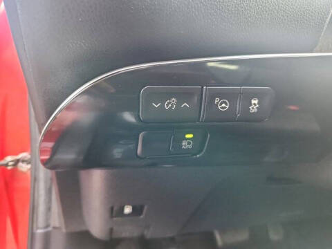 2019 Toyota Prius LE