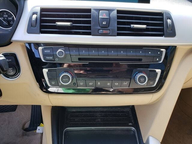 2016 BMW 3 Series 320i