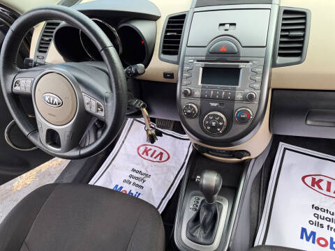 2011 Kia Soul +