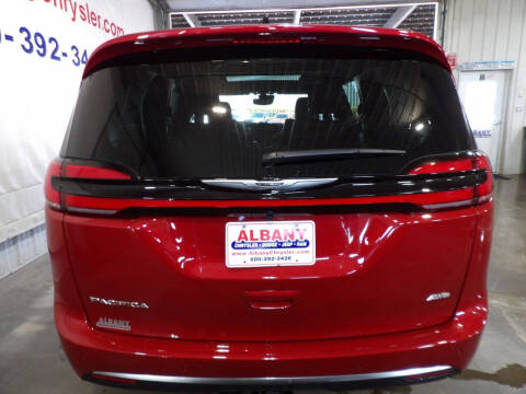 2026 Chrysler Pacifica Pinnacle