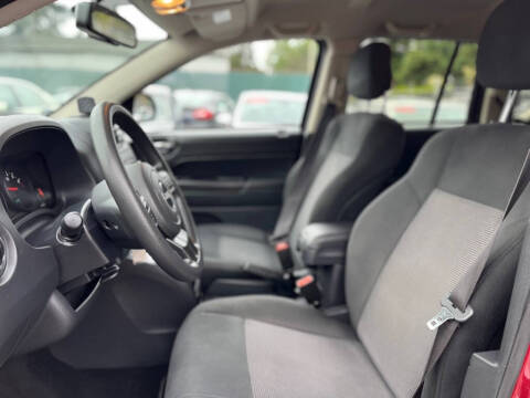 2012 Jeep Compass Sport