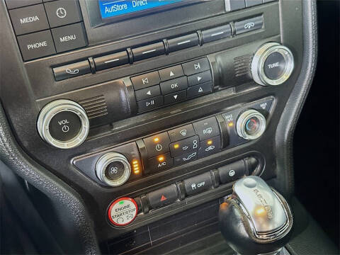 2015 Ford Mustang V6