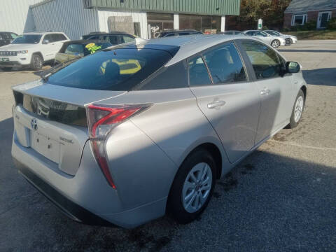 2016 Toyota Prius Two