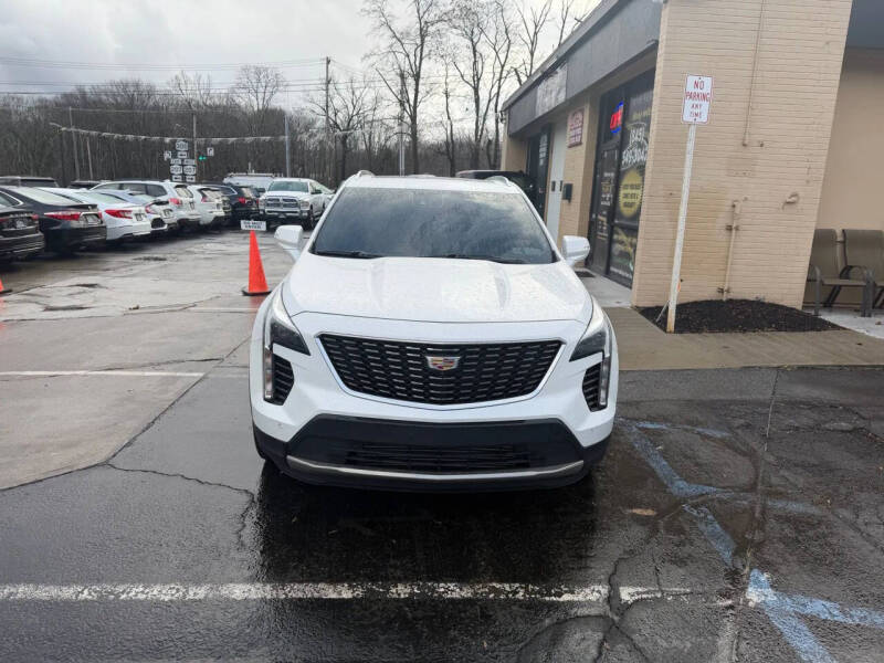 2022 Cadillac XT4 Premium Luxury