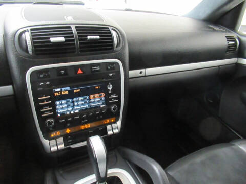 2010 Porsche Cayenne GTS Tiptronic