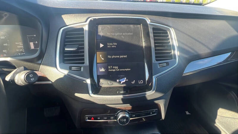 2019 Volvo XC90 T5 Momentum