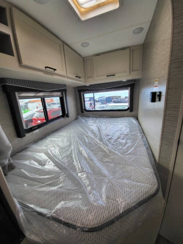 2023 Thor Motor Coach Chateau 22E