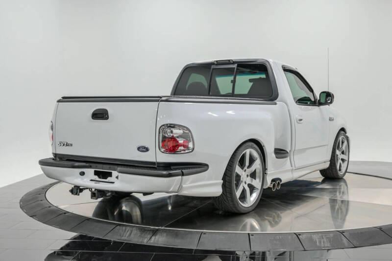 2001 Ford F-150 SVT Lightning