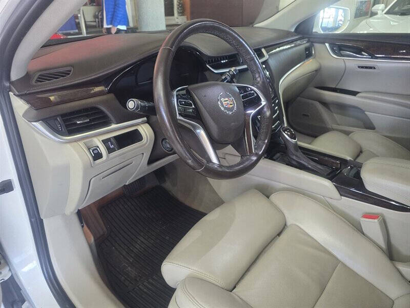 2014 Cadillac XTS Luxury Collection