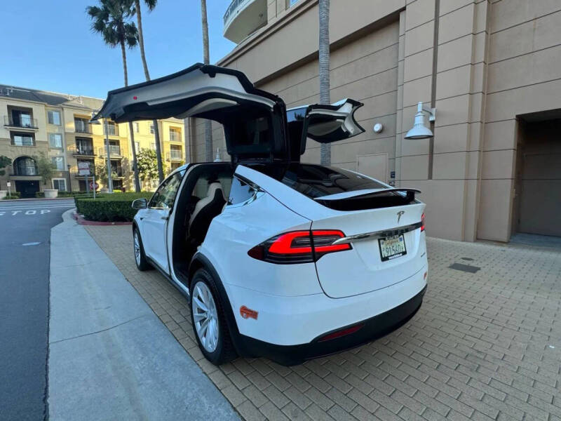 2019 Tesla Model X Long Range