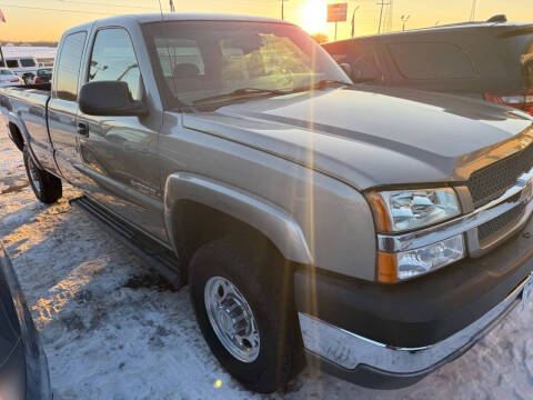 2003 Chevrolet Silverado 2500HD LS