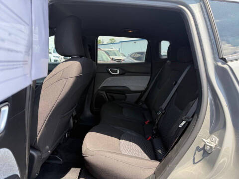 2023 Jeep Compass Sport