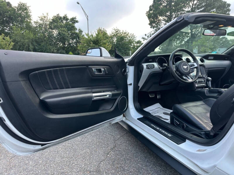 2017 Ford Mustang EcoBoost Premium