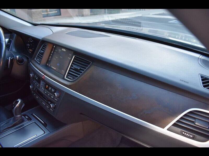 2015 Hyundai Genesis 5.0L