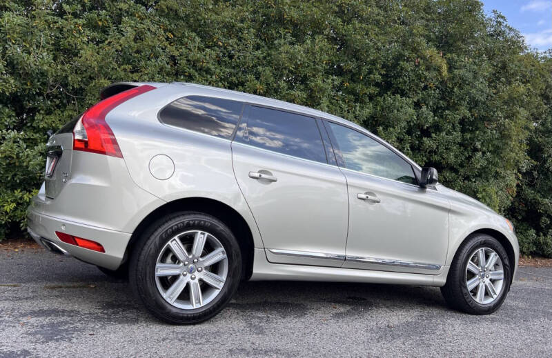 2017 Volvo XC60 T5 Inscription